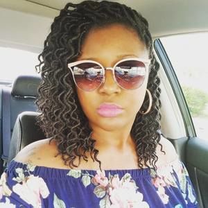 Meet your Posher, Michelle